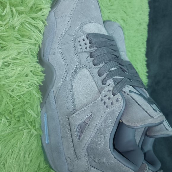 KAWS x Air Jordan 4 Retro \'Cool Grey main image 5